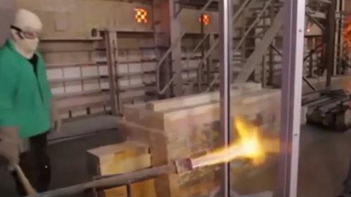 防弹玻璃测试视频,揭秘其惊人防护力